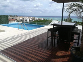 Menesse On The Beach 50m from the Caribbean Ocean by HOLA home and land
